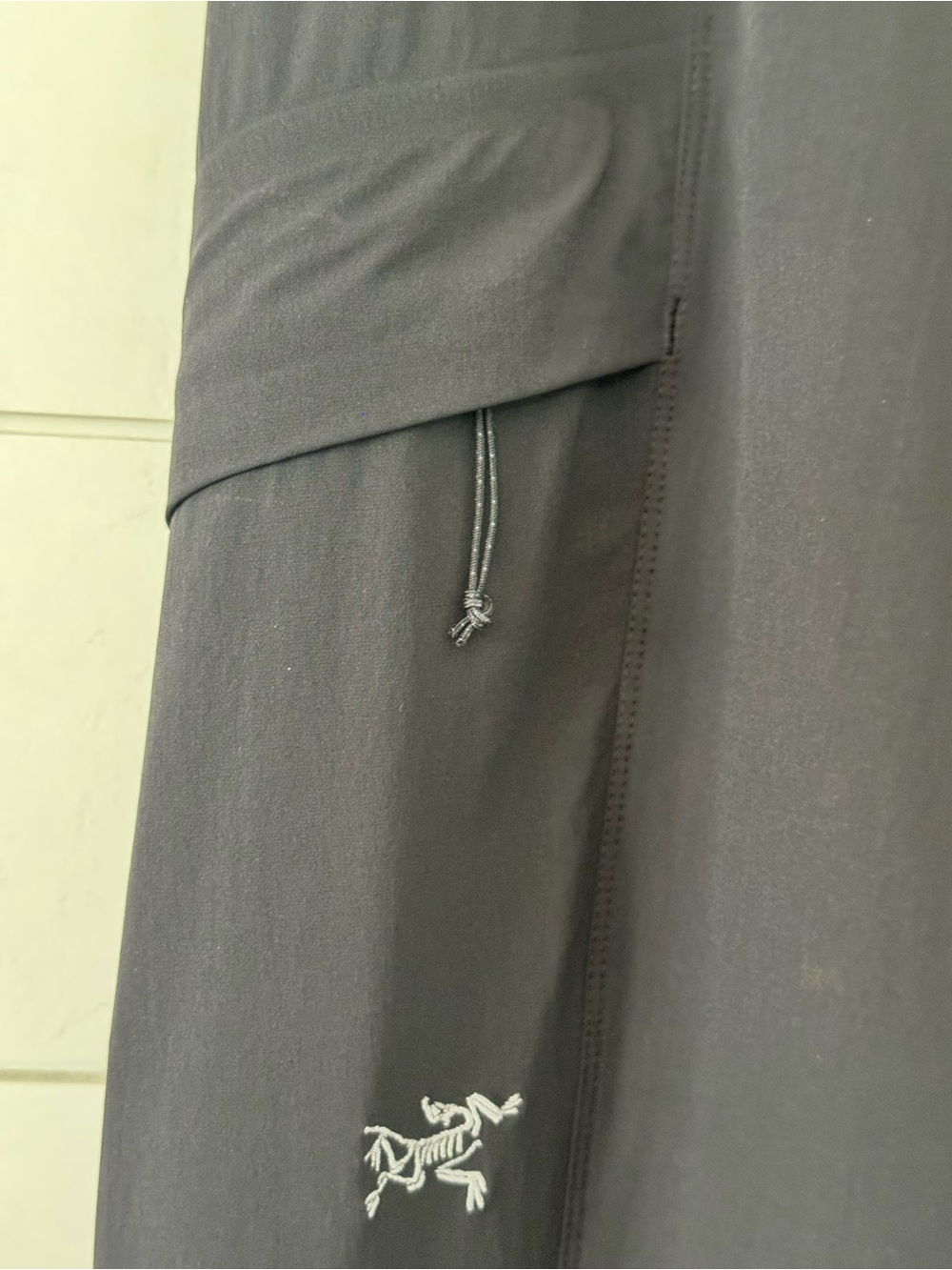 ARC’TERYX Size 6 Sabria Pant, lightweight, technical pull-on pull on hiking pant - Picture 8 of 17